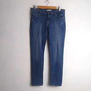 Levi’s Women’s 711 Skinny Jeans distressed size 31